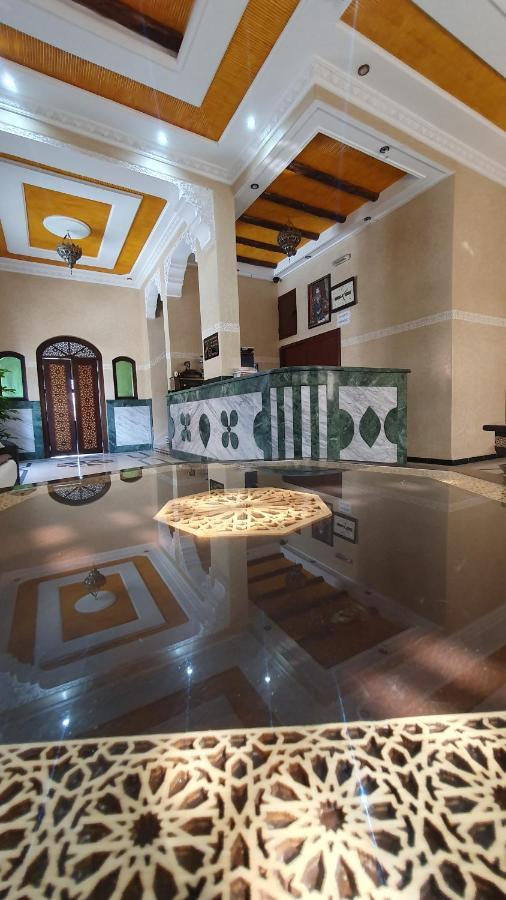 Hotel Amoudou فندق أمودو Тизнит Экстерьер фото