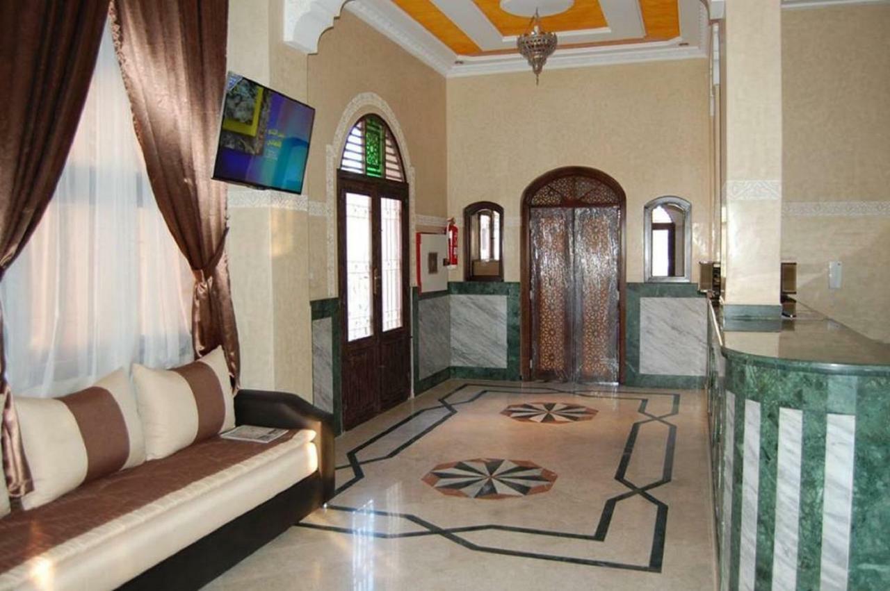 Hotel Amoudou فندق أمودو Тизнит Экстерьер фото