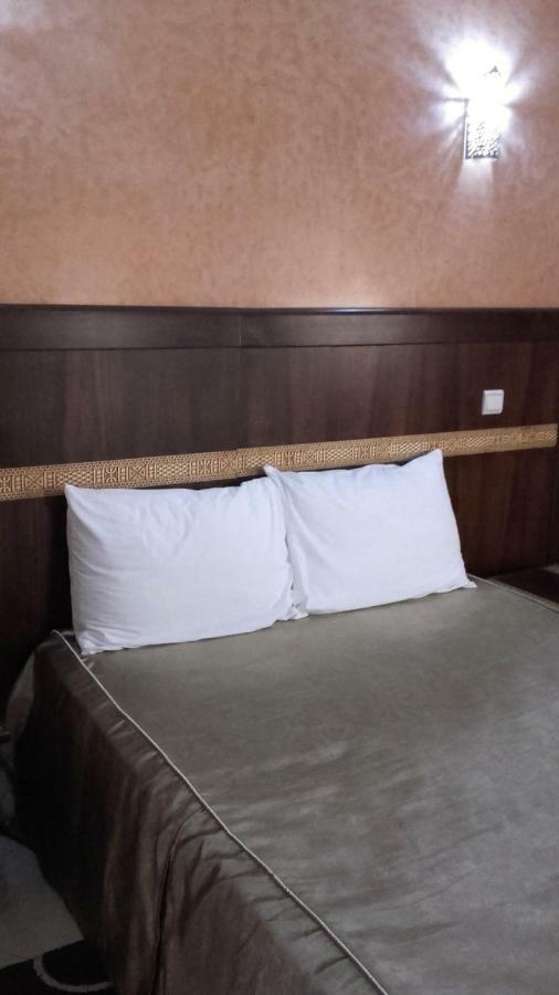 Hotel Amoudou فندق أمودو Тизнит Экстерьер фото
